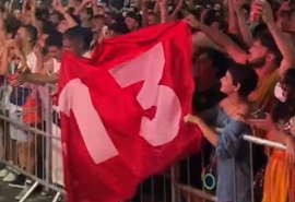 Vídeos: manifestações políticas marcam retomada de grandes eventos em Alagoas