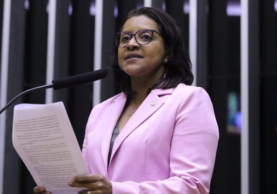 Câmara aprova aumento da pena de feminicídio para até 40 anos