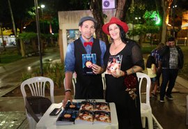 Lançamentos de livros e apresentações musicais marcam o segundo dia da Fliara