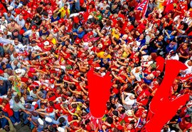 Lula encerra campanha no Rio sem presença de Eduardo Paes