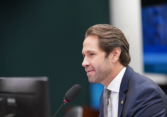 Deputado Pedro Vilela destaca entrega de imóveis pelo governo federal em Maceió