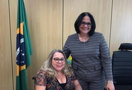 Ex-deputada federal alagoana toma posse no ministério de Damares