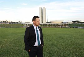 Nivaldo Albuquerque reassume mandato na Câmara Federal