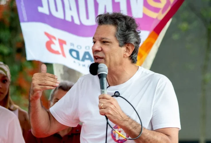 Fernando Haddad destaca papel do Brasil como mediador global em ato de campanha