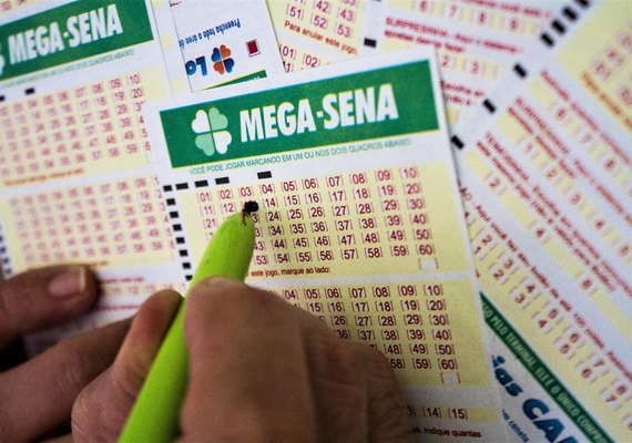 Mega-Sena acumula e prêmio deve chegar a R$ 40 milhões