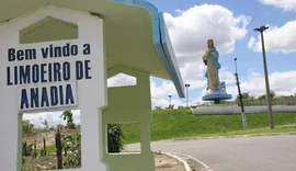 Corpo em decomposição é encontrado dentro de residência em Limoeiro de Anadia