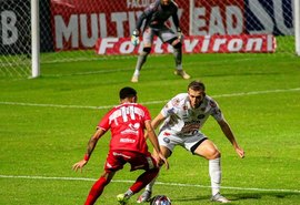 Partida entre CRB e Operário no Rei Pelé termina em empate sem gols marcados