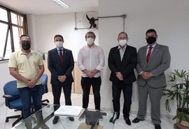 Secretaria Municipal de Economia discute desenvolvimento econômico com gestores de São Paulo