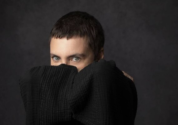 Adriana Calcanhotto lança disco composto, gravado e produzido na quarentena