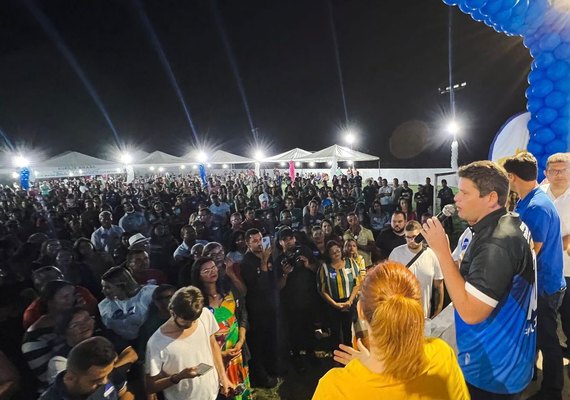 “Quem nasceu Davi, não tem medo de Golias nenhum”, diz Davino no Agreste alagoano