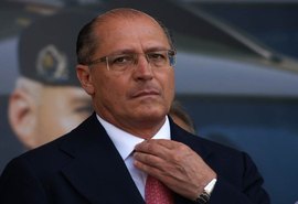 Ideal é que Aécio não seja candidato, diz Alckmin em entrevista