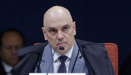 Moraes solicita parecer da PGR sobre inclusão de Jair e Flávio Bolsonaro em inquérito