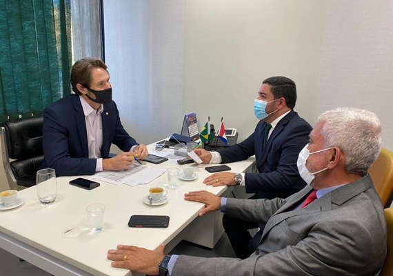 Pedro Vilela anuncia investimentos de R$ 1,5 milhão para Viçosa