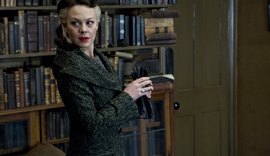 Helen McCrory, atriz de Peaky Blinders e Harry Potter, morre aos 52 anos