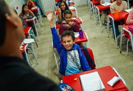 Programa da Semed fortalece diálogo e planeja novas melhorias em escola