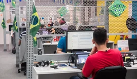 Dois jogos do Brasil na Copa caem em dias úteis; veja o que a lei diz sobre folga