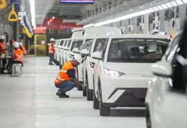 Carros chineses pressionam montadoras e provocam queda nos preços no Brasil