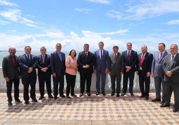 Vice-governador Luciano Barbosa defende criação do Consórcio Nordeste em Fórum dos Governadores
