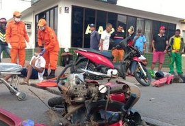 Colisão entre duas motos deixa três feridos em Arapiraca