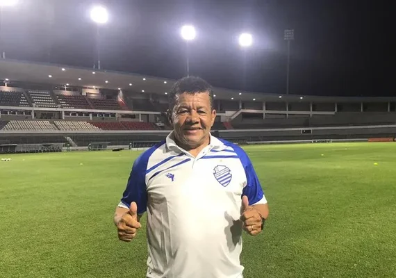 Ídolo do futebol, Jacozinho aposta na popularidade para conquistar votos