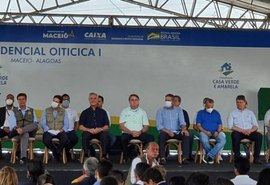 Em Maceió, Bolsonaro manda recado para Renan Calheiros e chama Lula de ladrão