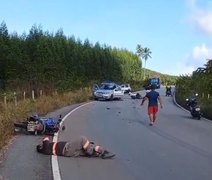 Após acidente de moto, homem é atropelado por carro e morre em Porto de Pedras