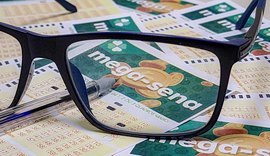 Mega-Sena acumula e pode pagar R$ 50 milhões na terça-feira