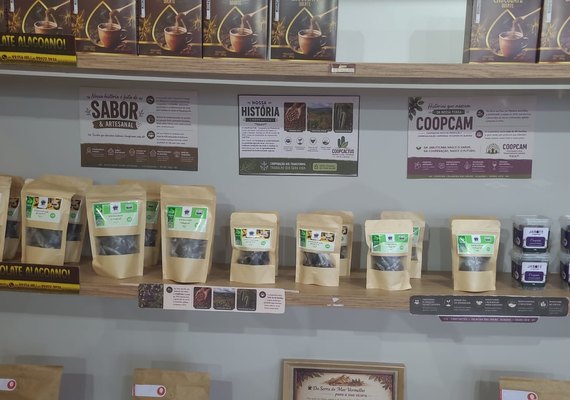 Produtos de cooperativas da agricultura familiar chegam ao Empório Cacau Matriz