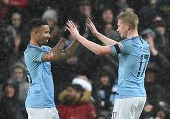 Times ingleses aprovam retorno de treinos coletivos