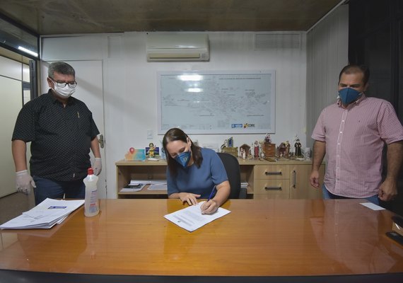 Prefeita Christiane Bulhões anuncia lista de secretários