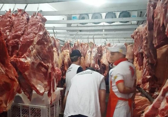 650 kg de produtos impróprios para o consumo são apreendidos durante final de semana em Maceió