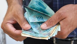 Com mais de duas folhas, pagamento do Rateio traz valorização aos profissionais da educação