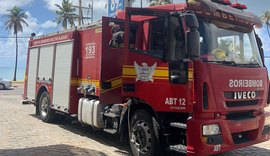 Incêndio atinge loja de materiais hospitalares em galeria na Jatiúca; Veja