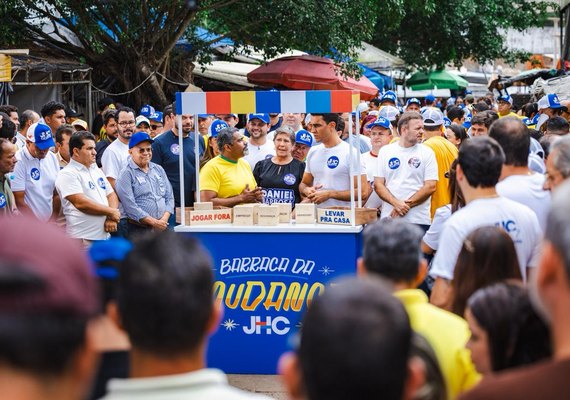 Eleições: JHC investe em ações inusitadas no interior de Alagoas