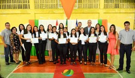 Prefeitura realiza formatura dos cursos do Pronatec Mulheres Mil