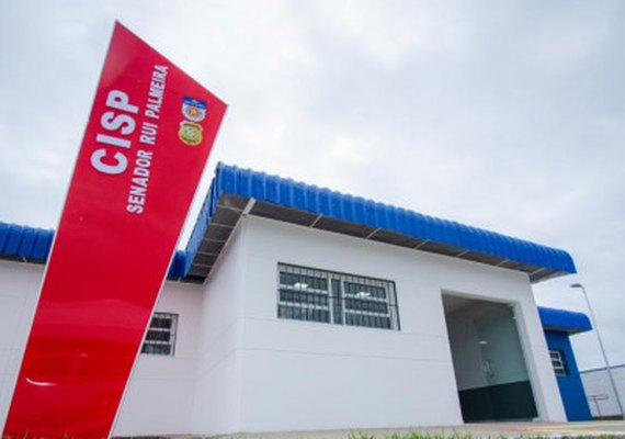 Em Senador Rui Palmeira, Paulo Dantas inaugura Cisp, entrega casas, caminhão e anuncia novas ações