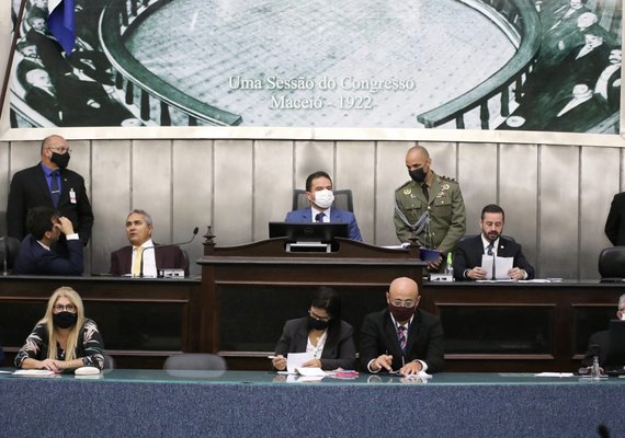 Derrubada exigência de apresentação do passaporte da vacina em Alagoas