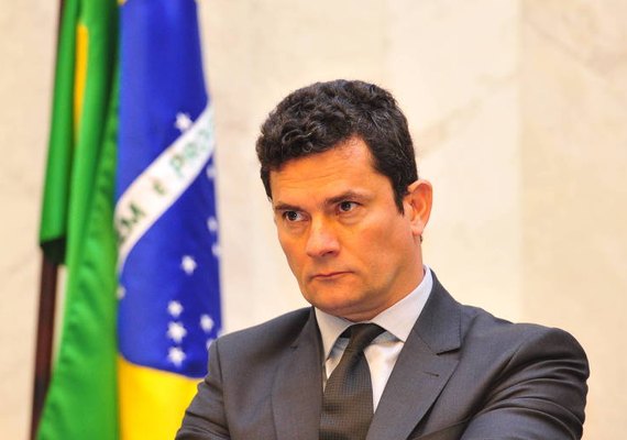 Moro decide manter ação contra Lula que trata do sítio de Atibaia