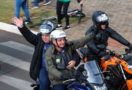 Bolsonaro participa de ato com motociclistas em Chapecó