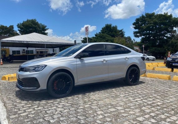 Veículo com escapamento irregular é apreendido em operação em Maceió