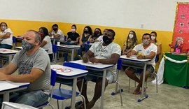 Prefeitura inclui curso de Informática para estudantes da EJA