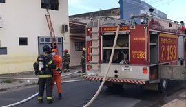 Incêndio atinge prédio do Bolsa Família em Arapiraca neste sábado