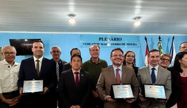 Renan Calheiros prestigia lideranças em Sessão Solene em Cajueiro