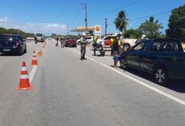 Ação da polícia flagra 18 condutores sem CNH em rodovias alagoanas