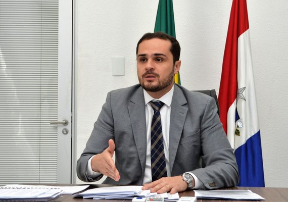 Tripulantes de navio que atracou em Maceió foram isolados após testarem positivo