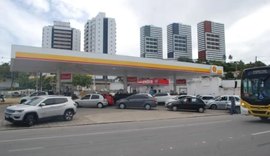 Preço da gasolina sobe apesar da isenção de impostos; MP notifica entidades