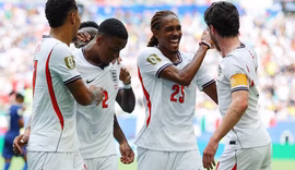 Inglaterra goleia França em jogo de 10 gols e fica com o 3º lugar da Copa
