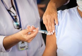 Limoeiro de Anadia inicia vacinação de adultos com 54 anos contra a Covid-19