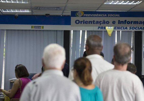 Ministério da Economia suspende prova de vida de aposentados federais