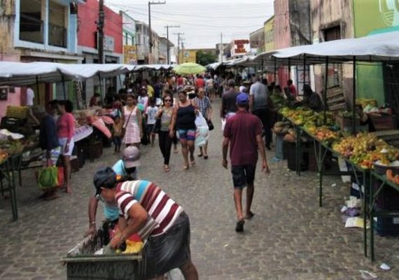 Prefeitura de Penedo inicia recadastro de feirantes